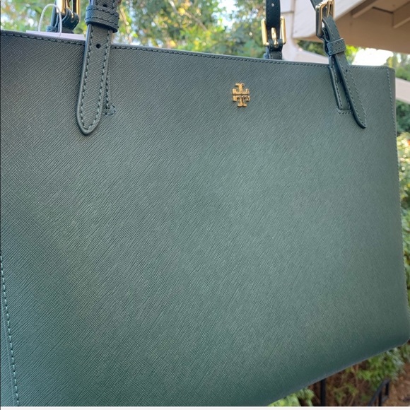 💚Tory Burch Emerson Leather Buckle Tote💚 - Picture 4 of 8